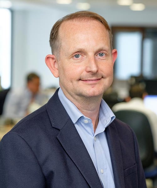 Simon Jones Headshot